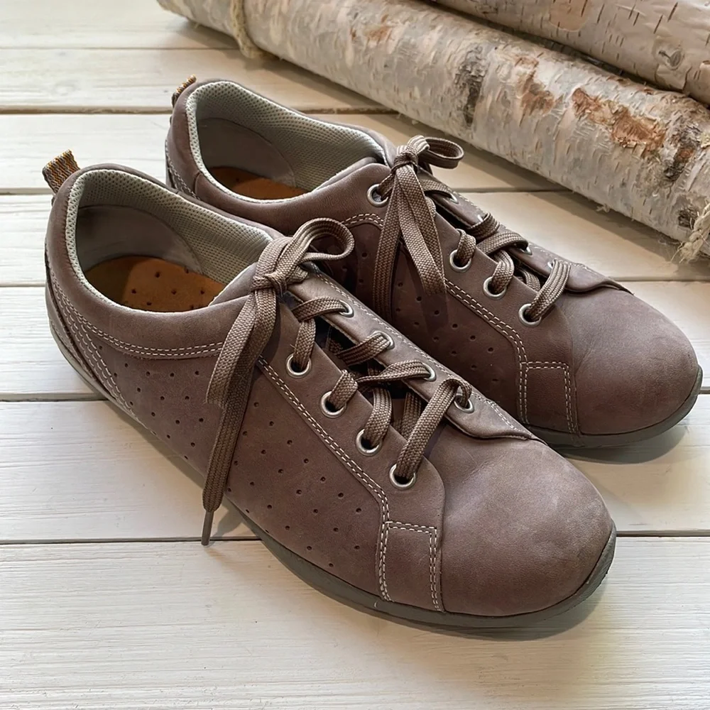 Allrounder Womens Leather Sneakers size 9.5